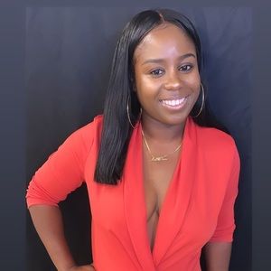 Meet your Posher, Jamila